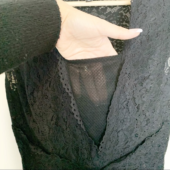 #8 - Bebe Black Lace Sleeveless Blouse - SZ M - Picture 6 of 7